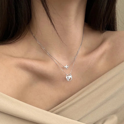 High Quality Silver Hollow World Map Pendant Necklace Earth Jewelry 18K Gold Plated Waterproof Chain Airplane Necklaces