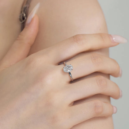 Jewelry Manufacturer Supplier S925 Silver Rhodium Plated Luxury Oval 8A Crushed Iced Out Cut Cubic Zirconia Women Ring