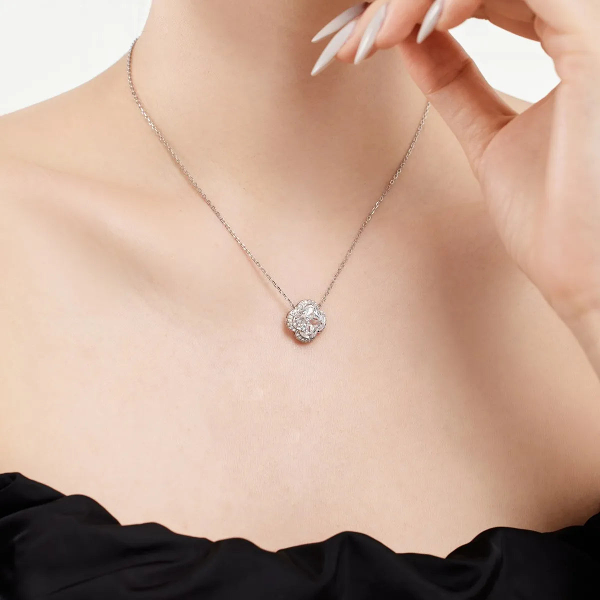 925 Sterling Silver Clover CZ Pendant Necklace product image 4