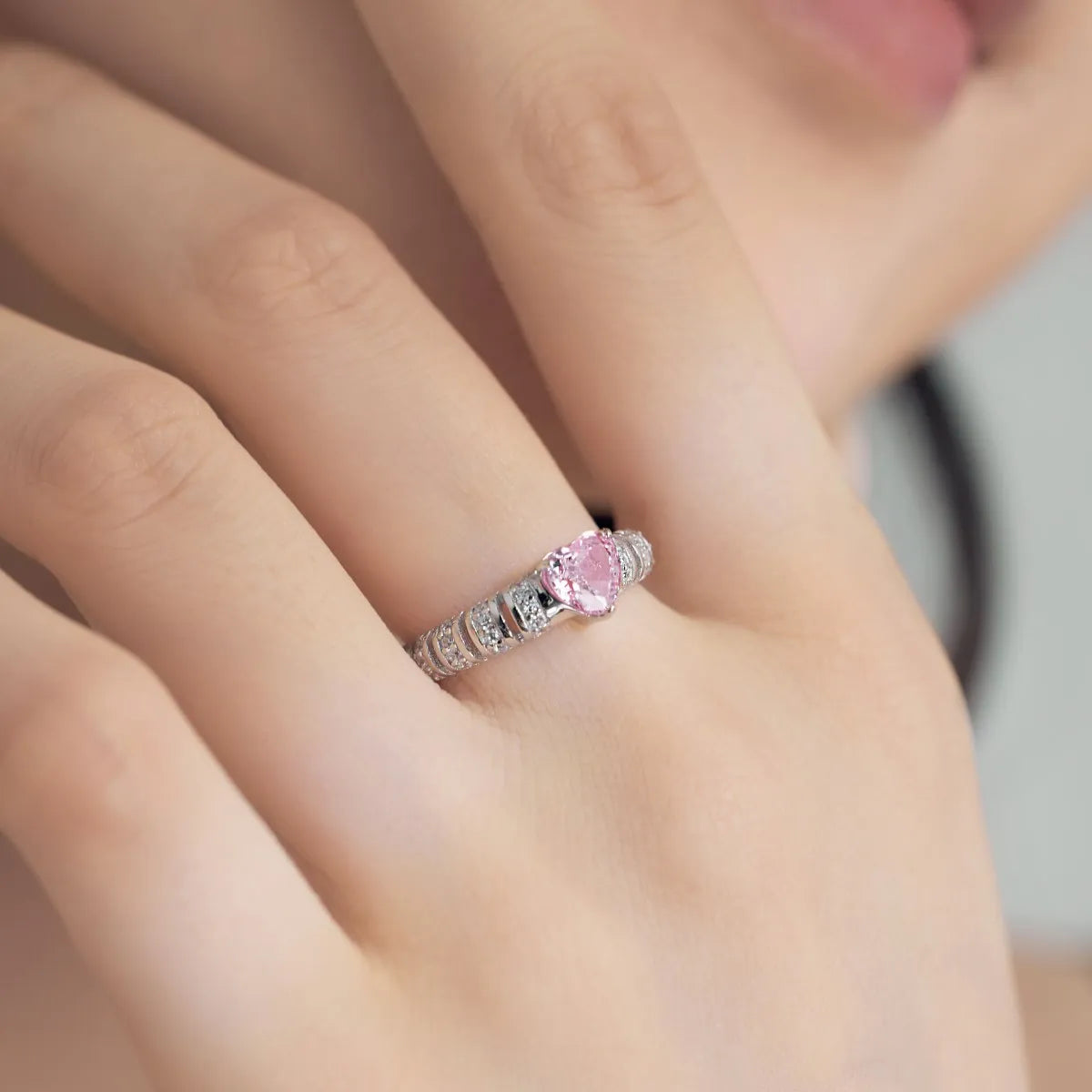 925 Sterling Silver Heart CZ Statement Ring product image 2