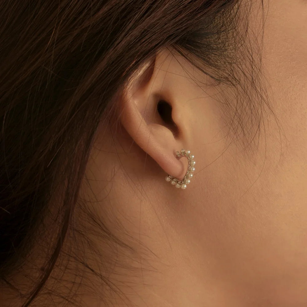 Elegant Classic Design S925 Sterling Silver Jewelry 18K Gold Plated Stud Earring Shell Pearl Heart Hoop Earrings for Women
