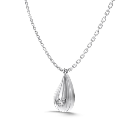 Reliable Jewelry Supplier Fashion S925 Silver Polished Surface 5A Cubic Zirconia Tear Shape Pendant Necklace for Women