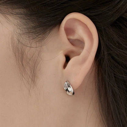 Unique Chunky S925 Water Drop Shape 18K Gold Plated Huggie Earring Wholesale Embedded Cz Stone Stud Earrings for Women