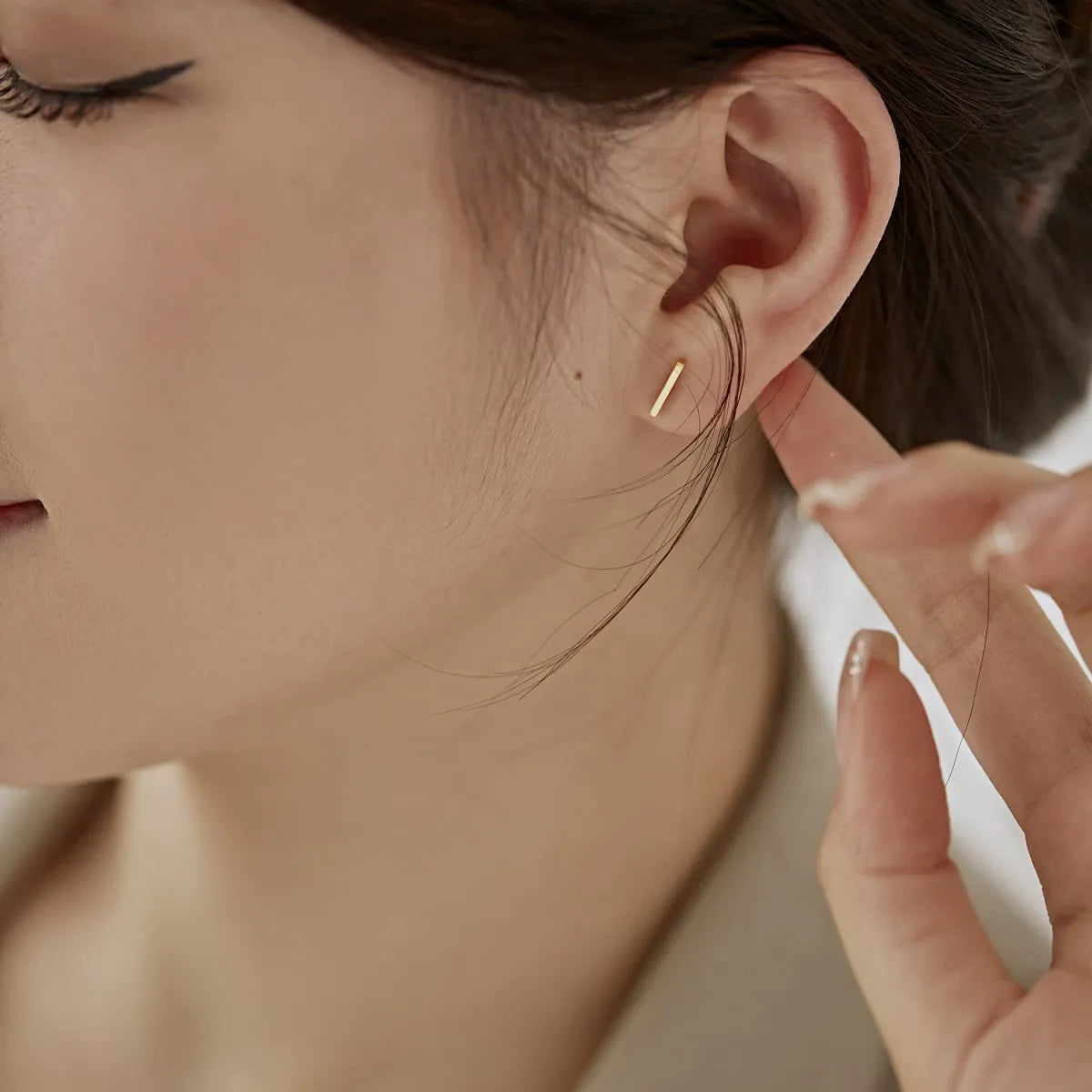 KAKODIY Fashion Accessories Vintage Korean Style Earrings Fashion Luxury Simple Gold Plated Yellow 925 Sterling Silver Stud Earrings for Women - product image 2