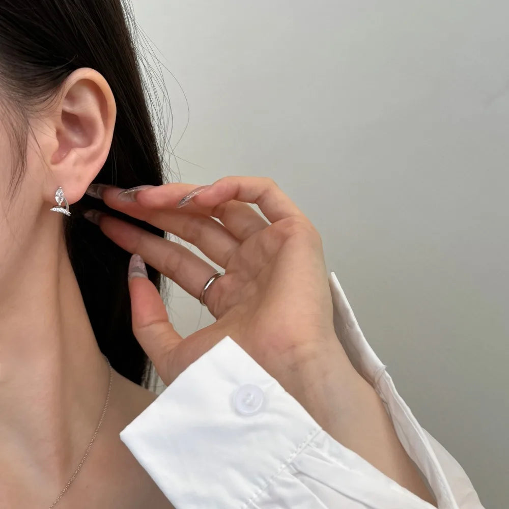 Fashion Design Hypoallergenic 925 Sterling Silver Rhodium Plated 5A Zirconia Flower Marquise Shape Stud Earrings for Women