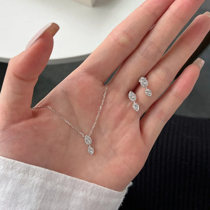Wholesale Price S925 Sterling Silver Necklace Cubic Zirconia Cz 3 Stone Pendant Three Stone Waterdrop Pear Necklaces Women