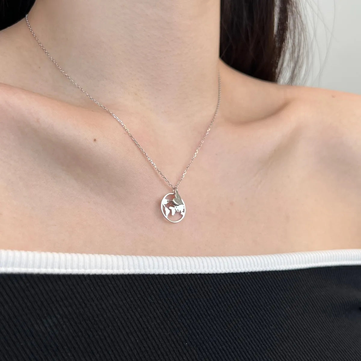 925 Sterling Silver World Map Pendant Necklace product image 2