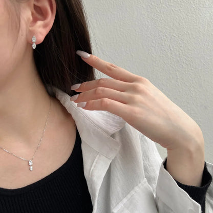 Wholesale Price S925 Sterling Silver Necklace Cubic Zirconia Cz 3 Stone Pendant Three Stone Waterdrop Pear Necklaces Women