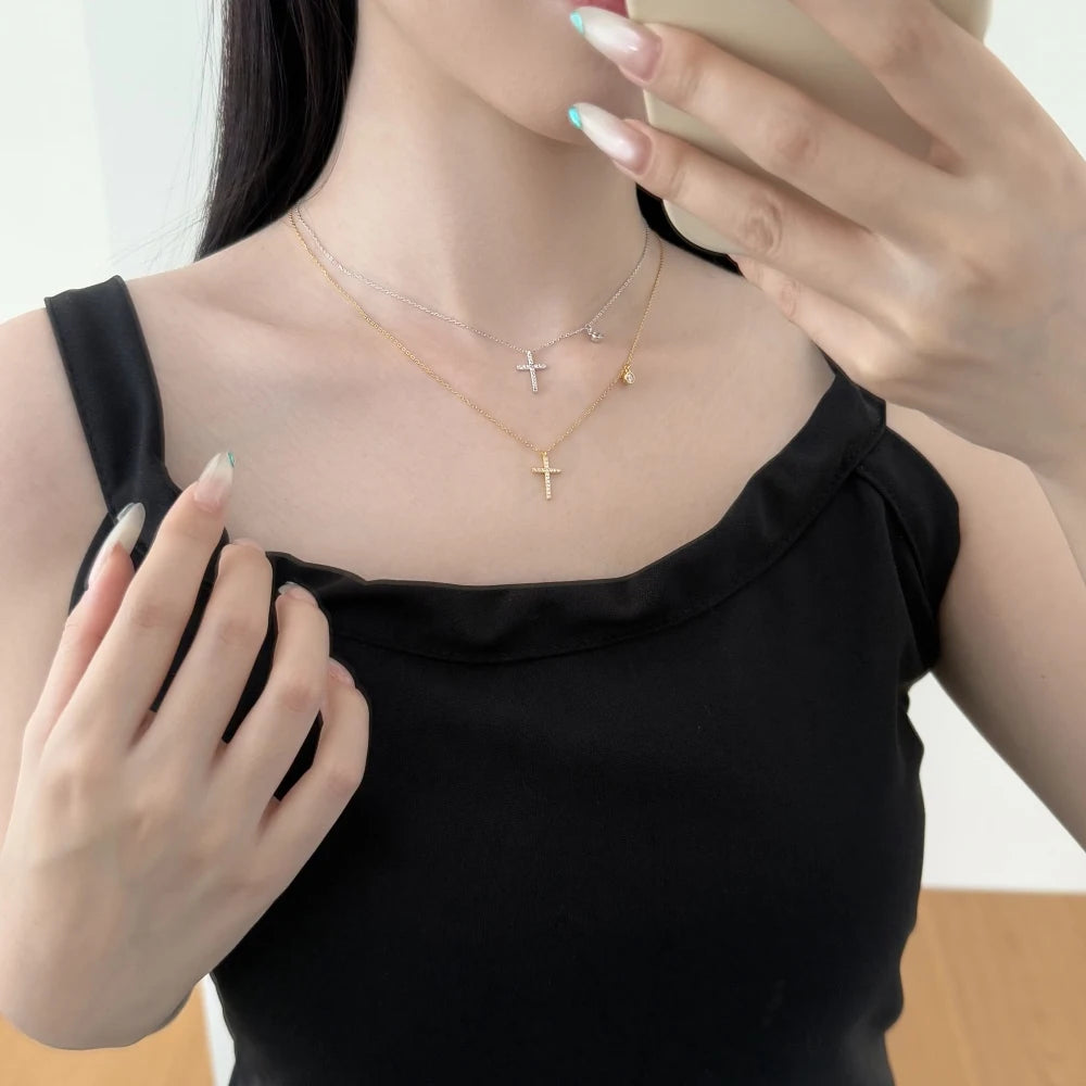 925 Silver Cross CZ Pendant Necklace DY191564 product image 3