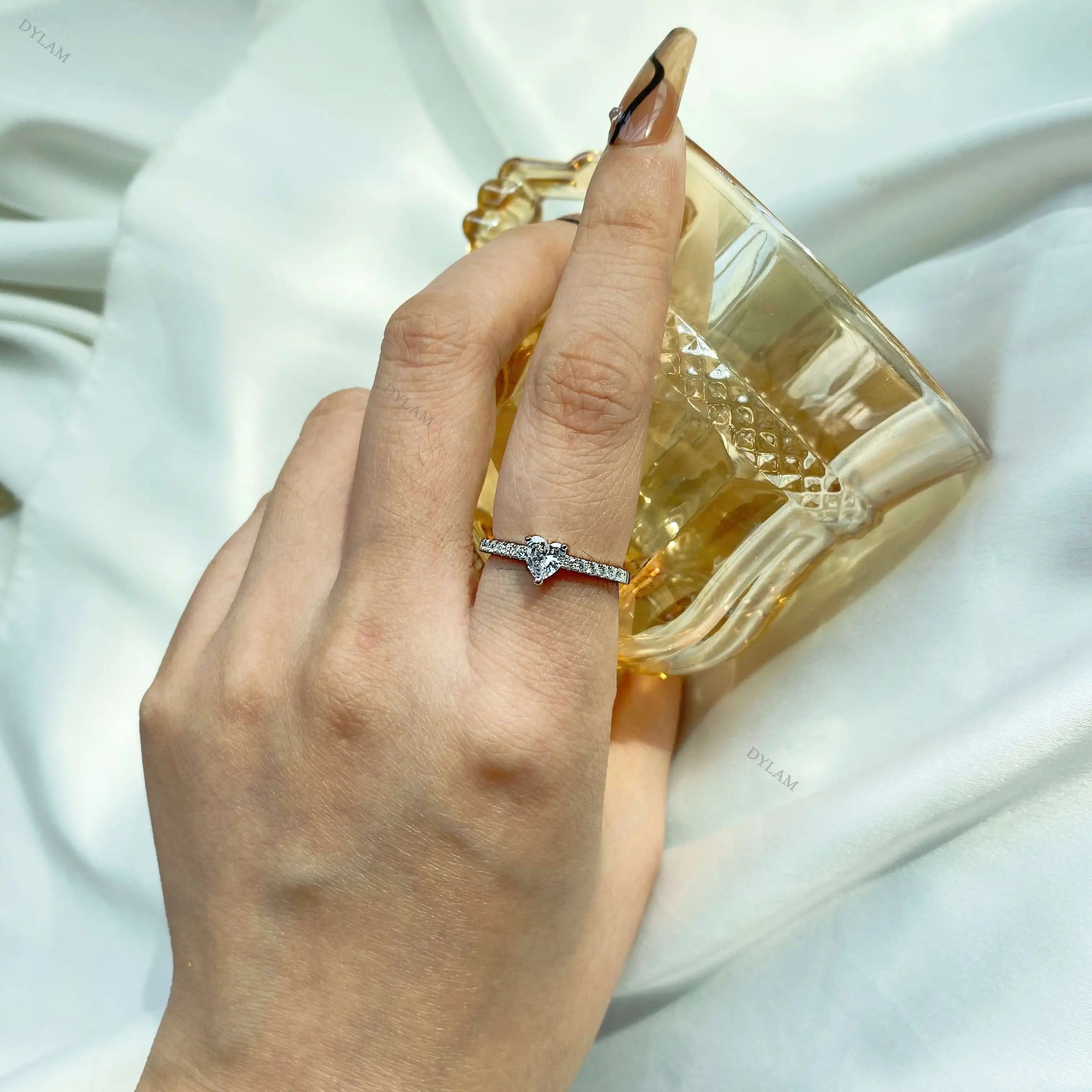Simplicity Minimalist 5A Level CZ Stone Wedding Rings Heart Love 925 Silver Sterling Rings Jewelry