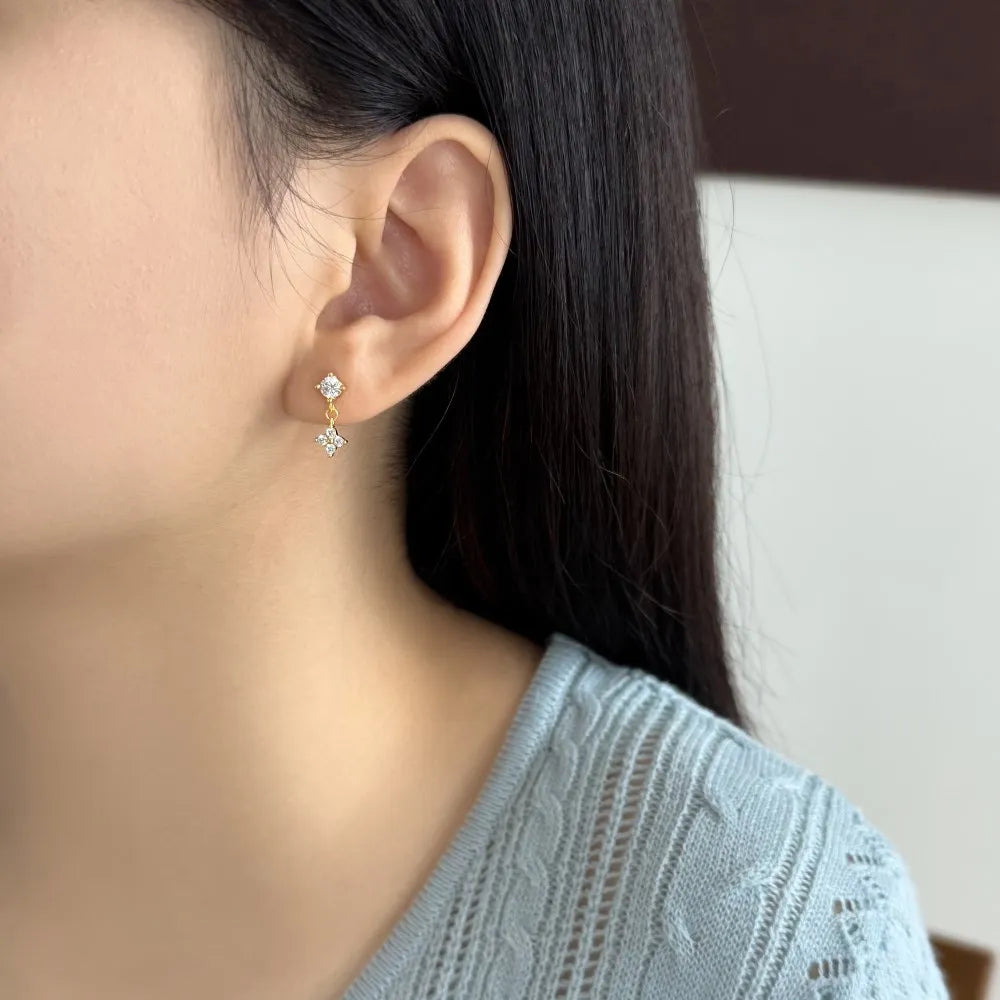 KAKODIY Glamour Charm Womens Rhodium 18K Gold Plated 925 Sterling Silver 5A Zirconium Oxide Four Leaf Clover Stud Earrings - product image 5