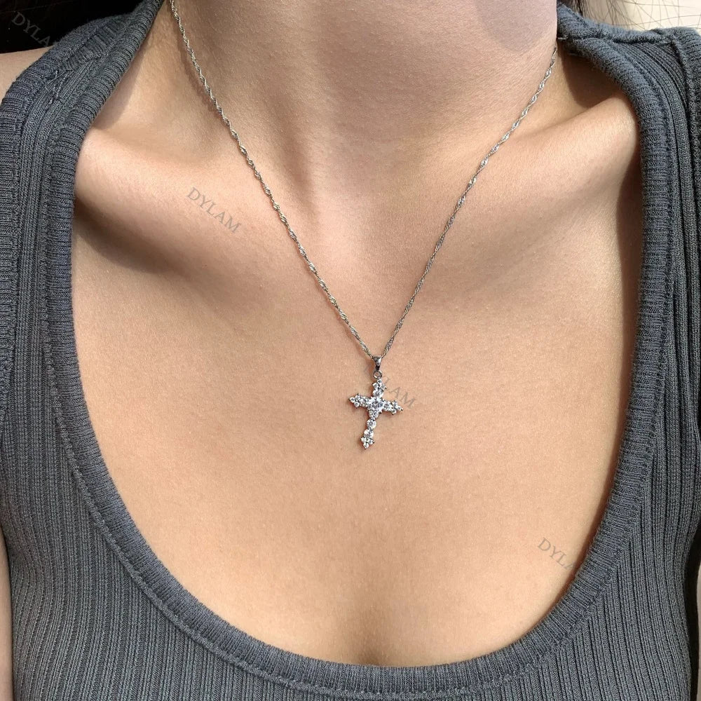 925 Silver Cross CZ Pendant Necklace DY190103 product image 2