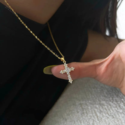 925 Silver Cross CZ Pendant Necklace DY190103 product image 5