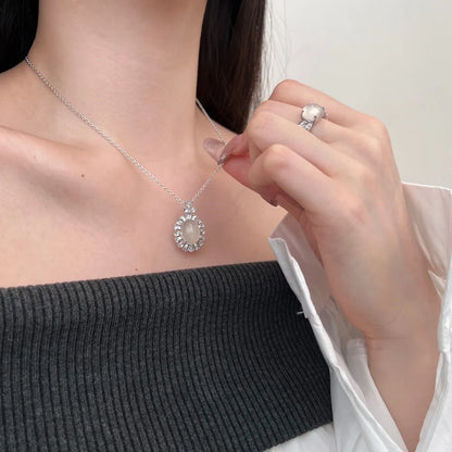 Top High Fine Jewelry Supplier 925 Sterling Silver 5A Cubic Zirconia White Chalcedony Pendant Necklace for Women Dress up