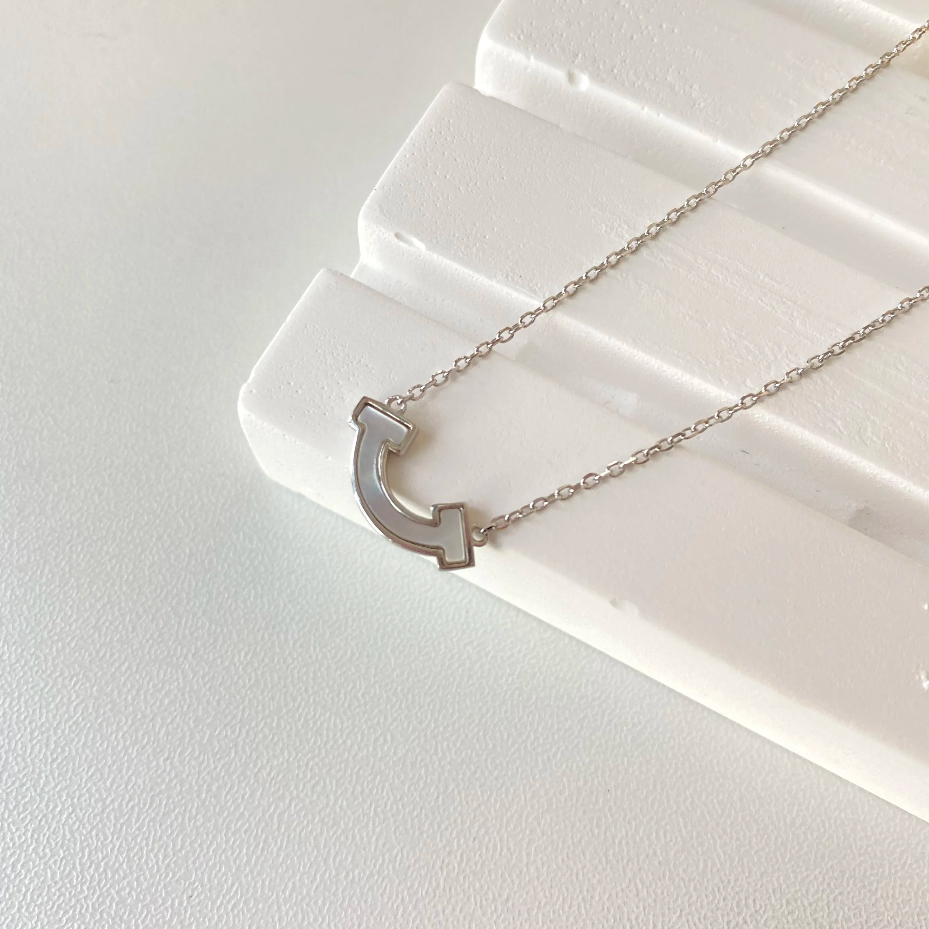 Trendy Sterling Silver Smile Shell Pendant Statement Gold Plated Stackable Necklaces Chain Women S925 Necklace