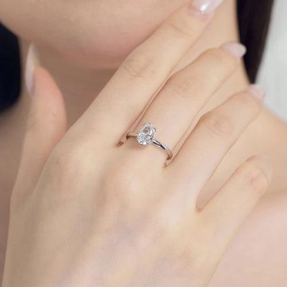 Jewelry Manufacturer Supplier S925 Silver Rhodium Plated Luxury Oval 8A Crushed Iced Out Cut Cubic Zirconia Women Ring