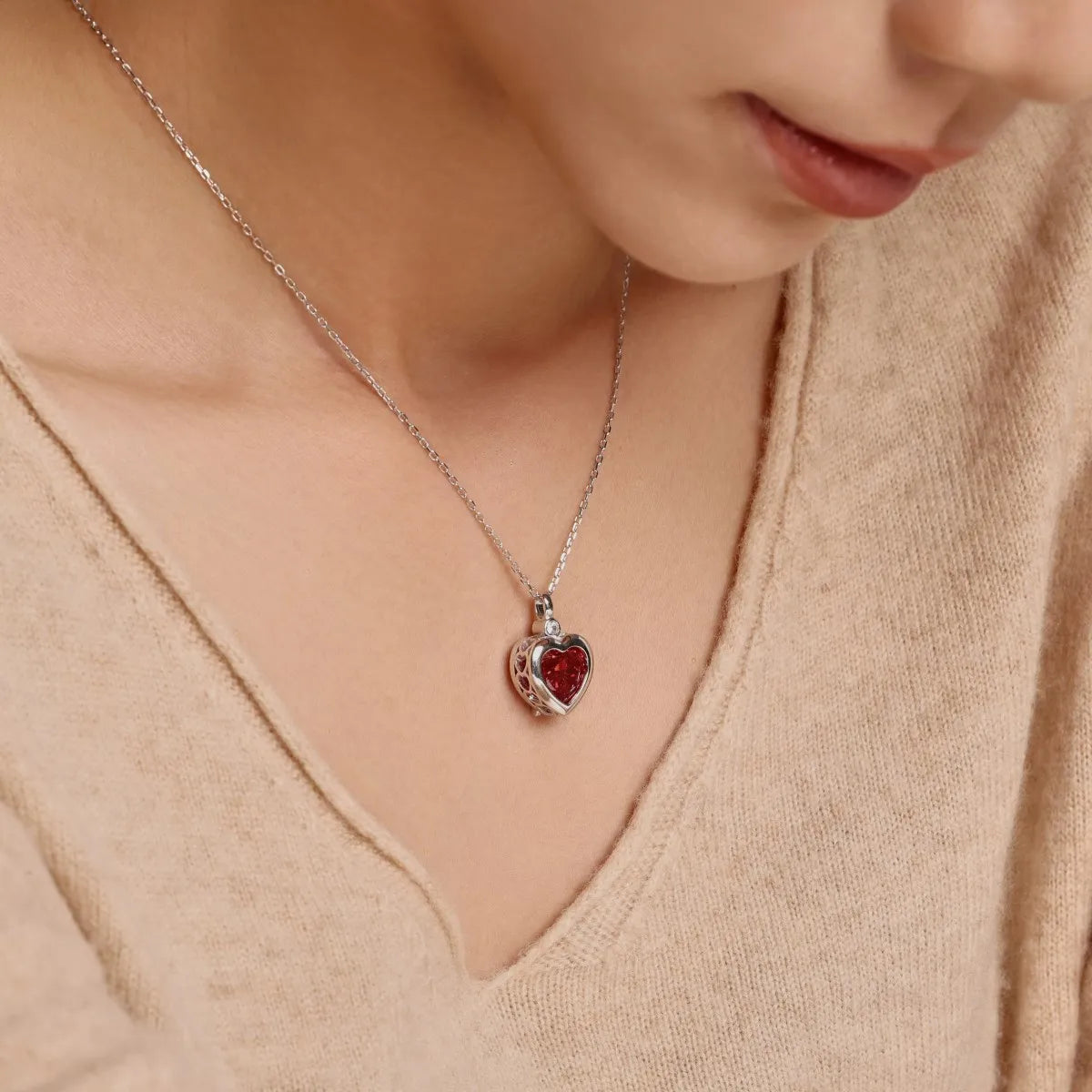 925 Sterling Silver Flower CZ Necklace DY190784 product image 3