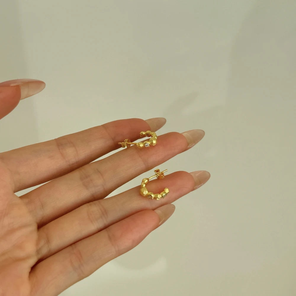 Stylish Personalized Design Jewelry Sterling Silver Brushed Surface Beaded 5A Zirconia Stud Earrings for Women Dress up