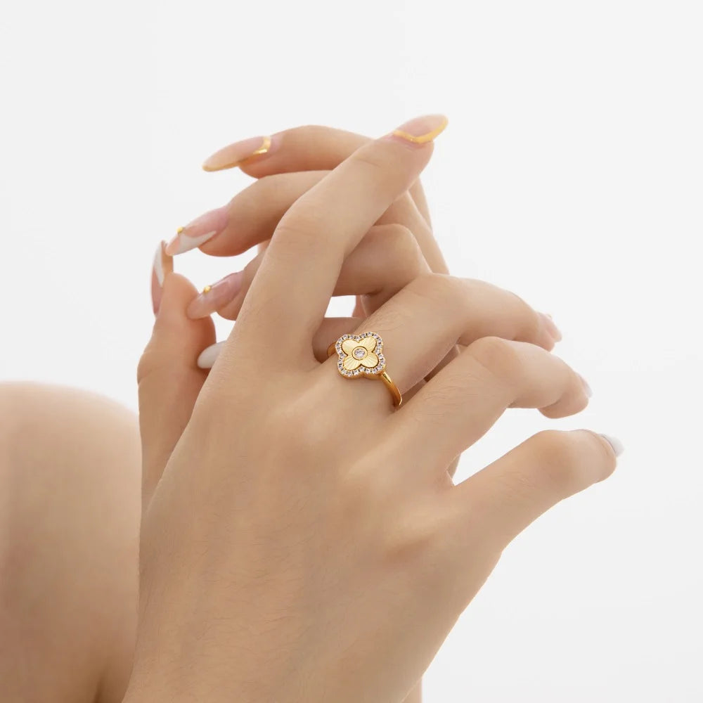 925 Sterling Silver Clover 5A CZ Ring product image 5