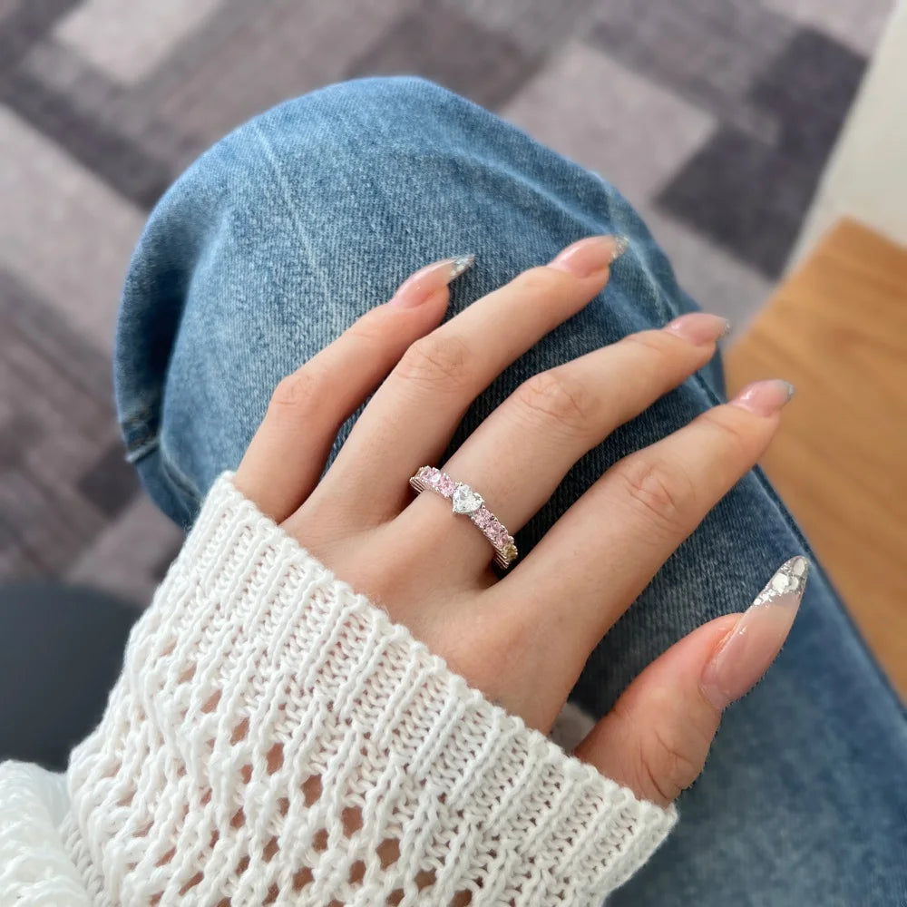 Jewelry Supplier OEM ODM Customized S925 Silver Eternity Band Baguette 5A Cubic Zirconia Heart Main Stone Promise Rings