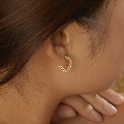 Elegant Classic Design S925 Sterling Silver Jewelry 18K Gold Plated Stud Earring Shell Pearl Heart Hoop Earrings for Women