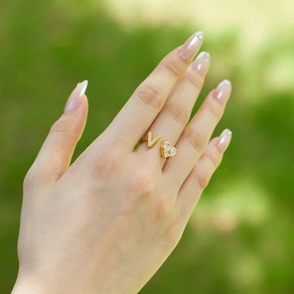 Personalized Statement Dress up Jewelry Rings S925 Silver 26 A-Z Initial Letter V Heart 5A Cubic Zirconia Open Rings