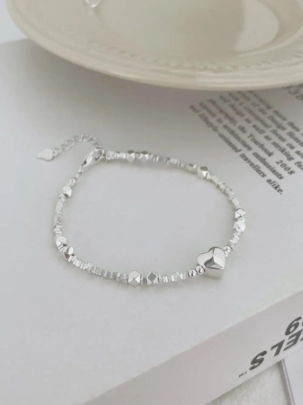 Minimalist Sample Design Hypoallergenic Non Tarnish S925 Silver Bracelet Rhodium Plated Beaded Heart Pendant Bracelet for Women
